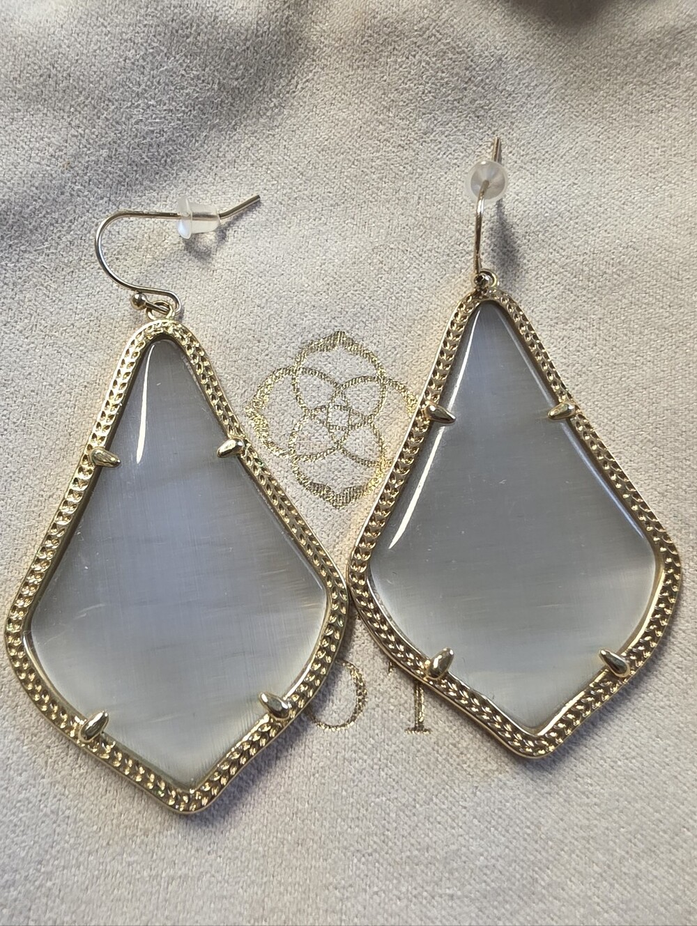 Kendra Scott Alexandra Earrings In Gold/ Slates Cats Eye